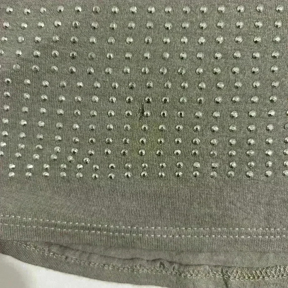 Daytrip studded tank top - Picture 3 of 8